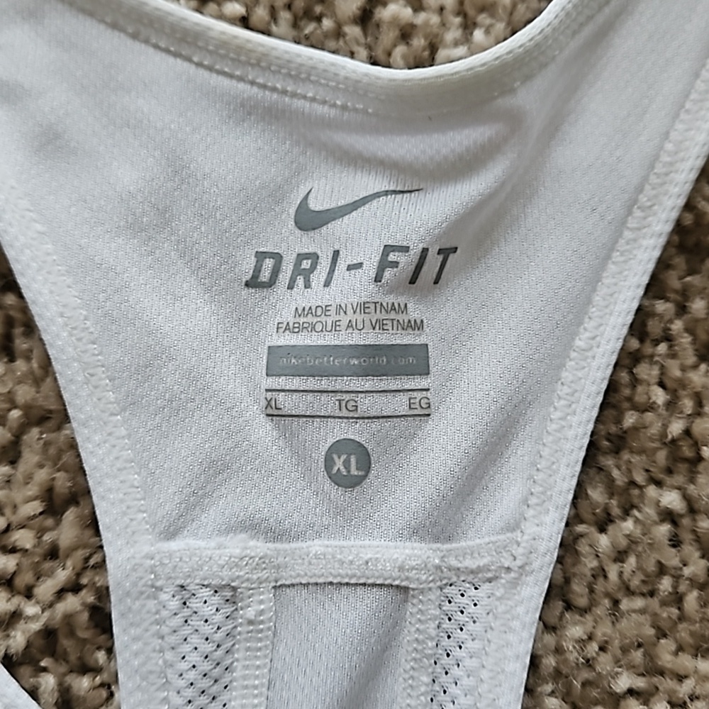 Nike white Dri-fit tank top, size XL - Picture 2 of 9